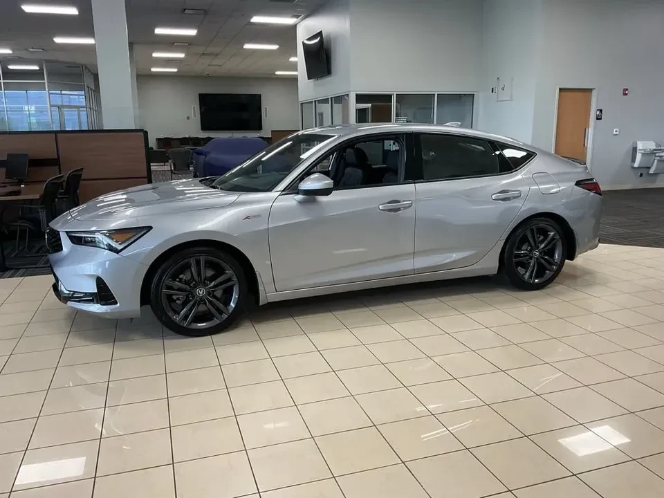2025 Acura Integra 5th Gen - Image 2 of 12