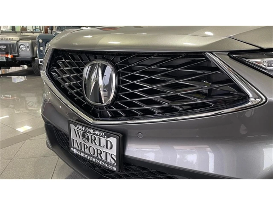 2025 Acura MDX 4th Gen - Image 11 of 31