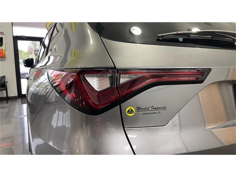 2025 Acura MDX 4th Gen - Image 15 of 31