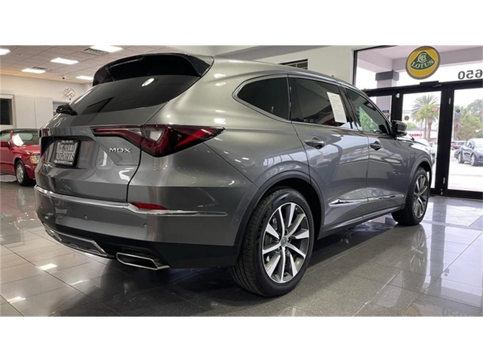 2025 Acura MDX 4th Gen - Image 4 of 31