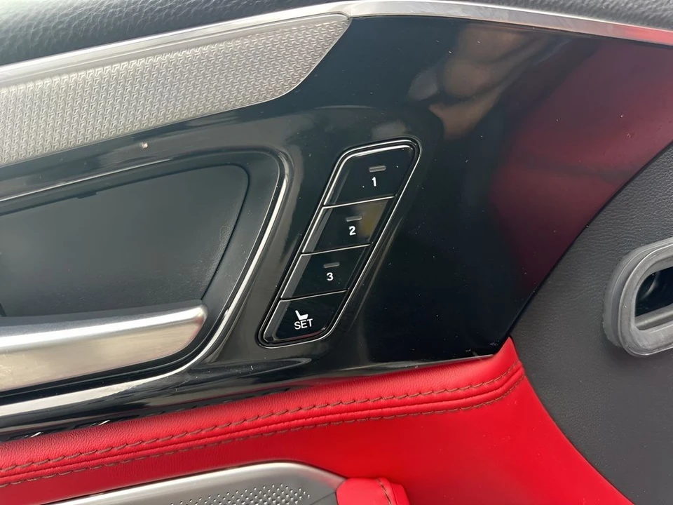 2025 Acura MDX 4th Gen - Image 11 of 21