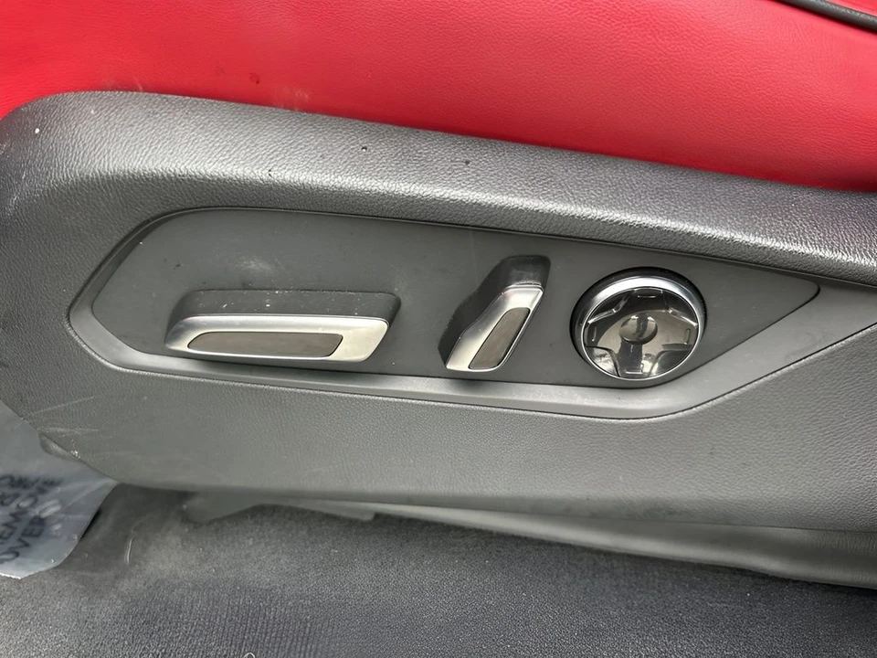 2025 Acura MDX 4th Gen - Image 10 of 21