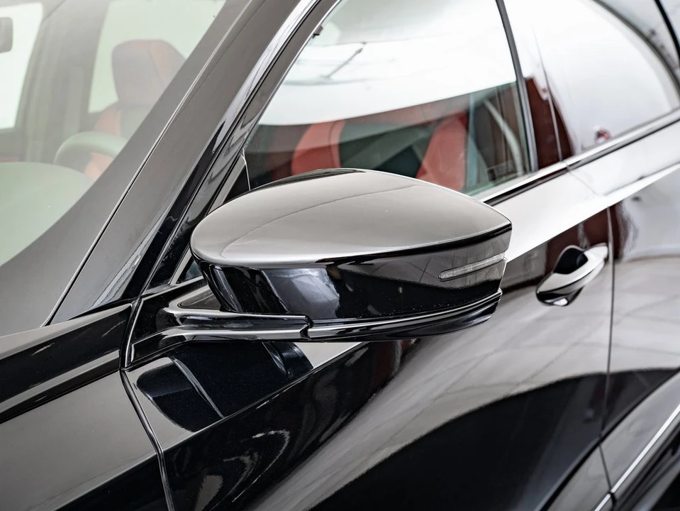 2025 Acura MDX 4th Gen - Image 16 of 21