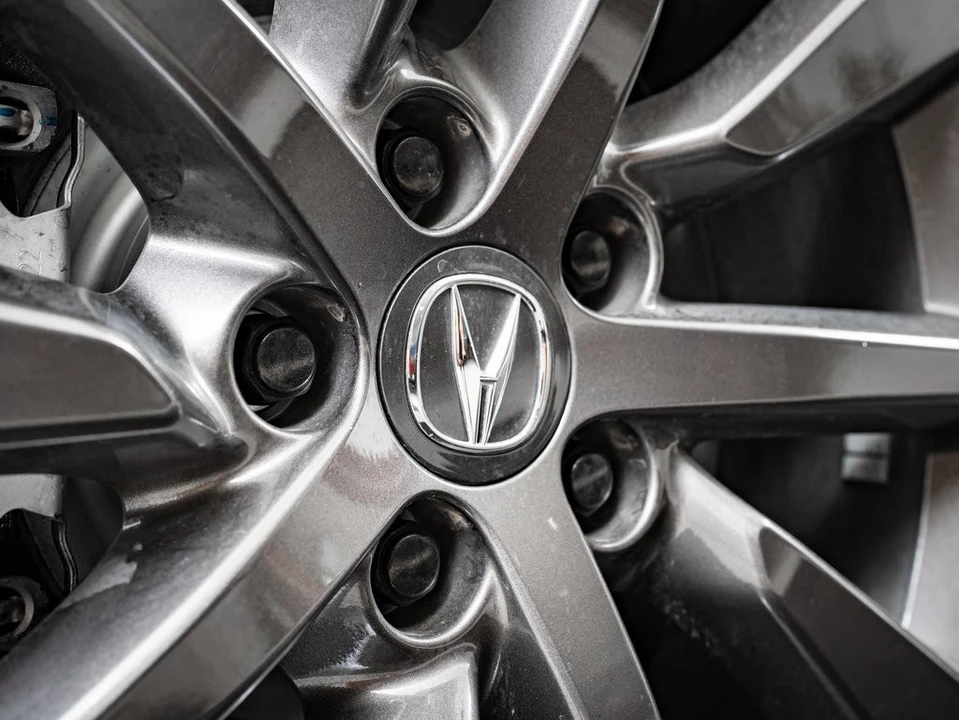 2025 Acura MDX 4th Gen - Image 8 of 21