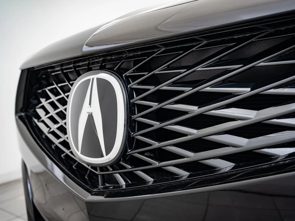 2025 Acura MDX 4th Gen - Image 3 of 21