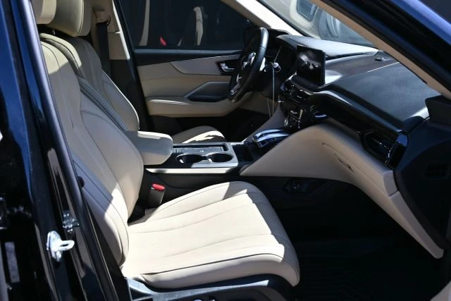 2025 Acura MDX 4th Gen - Image 13 of 18