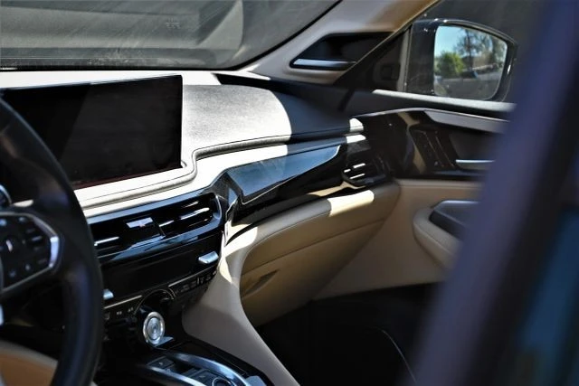 2025 Acura MDX 4th Gen - Image 9 of 18