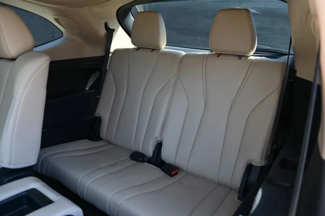 2025 Acura MDX 4th Gen - Image 16 of 18