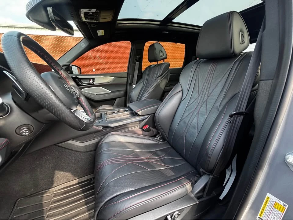 2025 Acura MDX 4th Gen - Image 6 of 8
