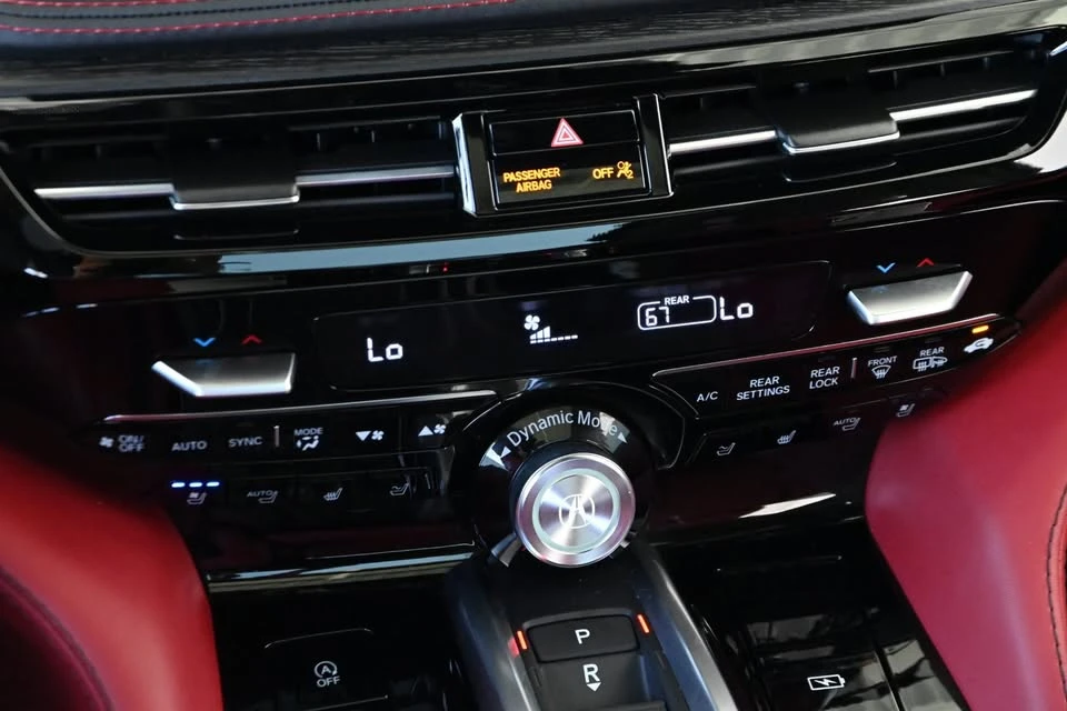 2025 Acura MDX 4th Gen - Image 16 of 20