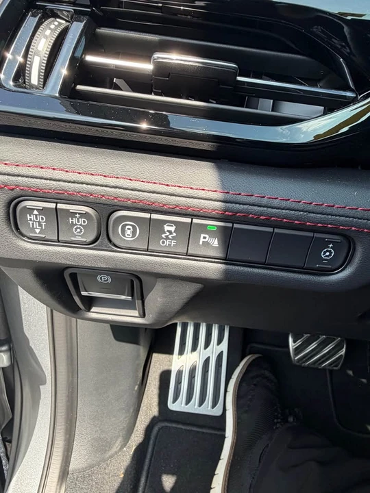 2025 Acura MDX 4th Gen - Image 19 of 19
