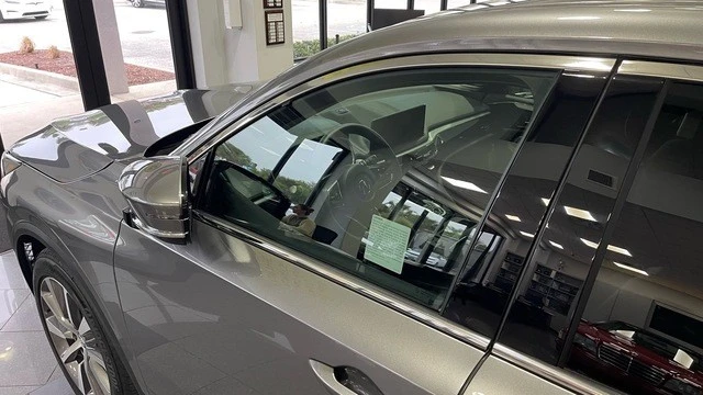2025 Acura MDX 4th Gen - Image 14 of 31