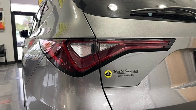 2025 Acura MDX 4th Gen - Image 15 of 31
