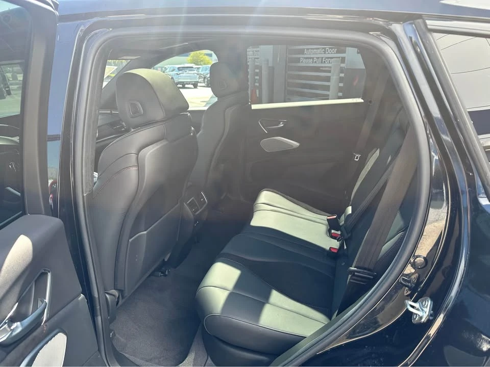 2025 Acura RDX 3rd Gen - Image 8 of 9