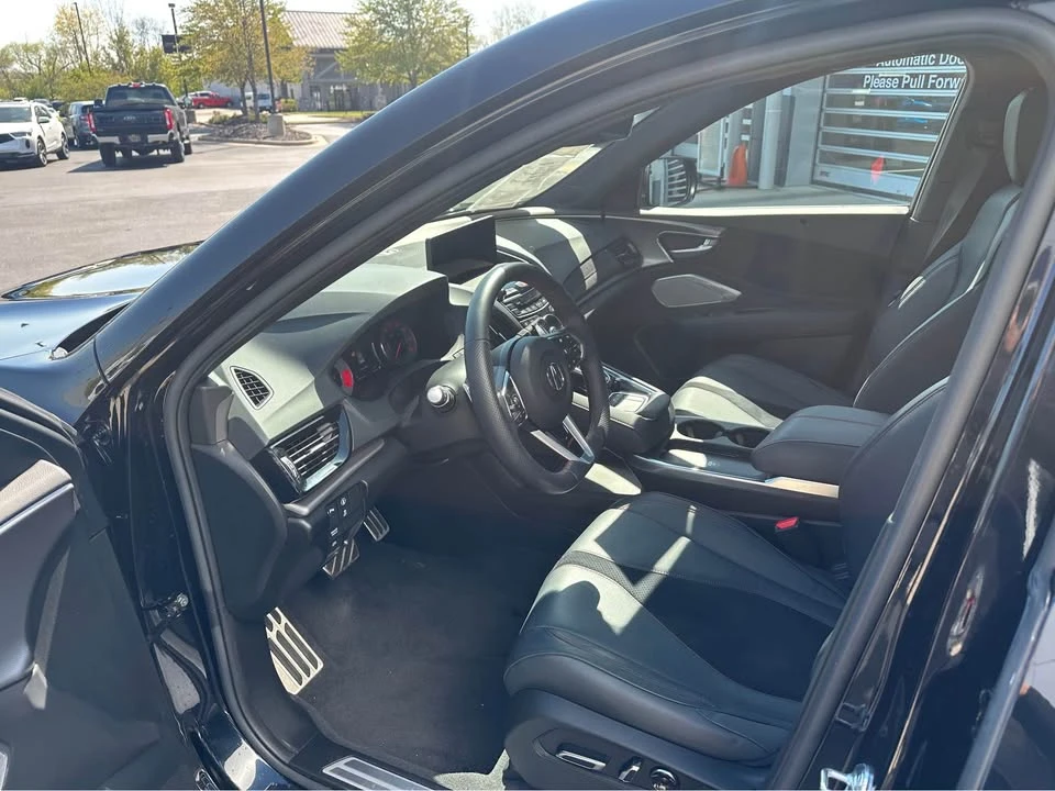 2025 Acura RDX 3rd Gen - Image 6 of 9