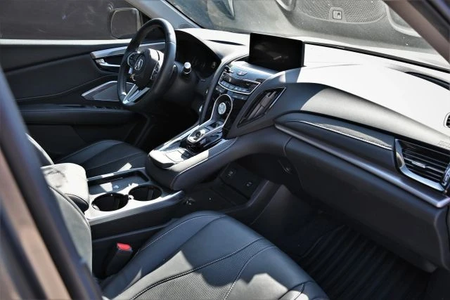 2025 Acura RDX 3rd Gen - Image 14 of 18