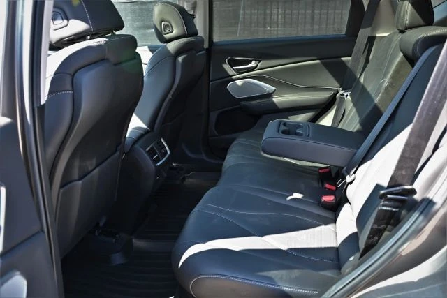 2025 Acura RDX 3rd Gen - Image 16 of 18