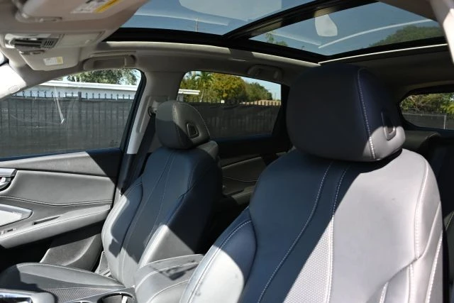 2025 Acura RDX 3rd Gen - Image 10 of 18