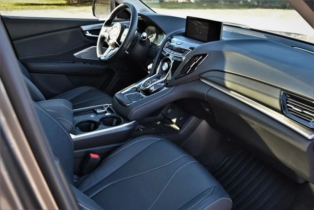 2025 Acura RDX 3rd Gen - Image 14 of 17
