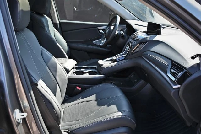 2025 Acura RDX 3rd Gen - Image 13 of 18