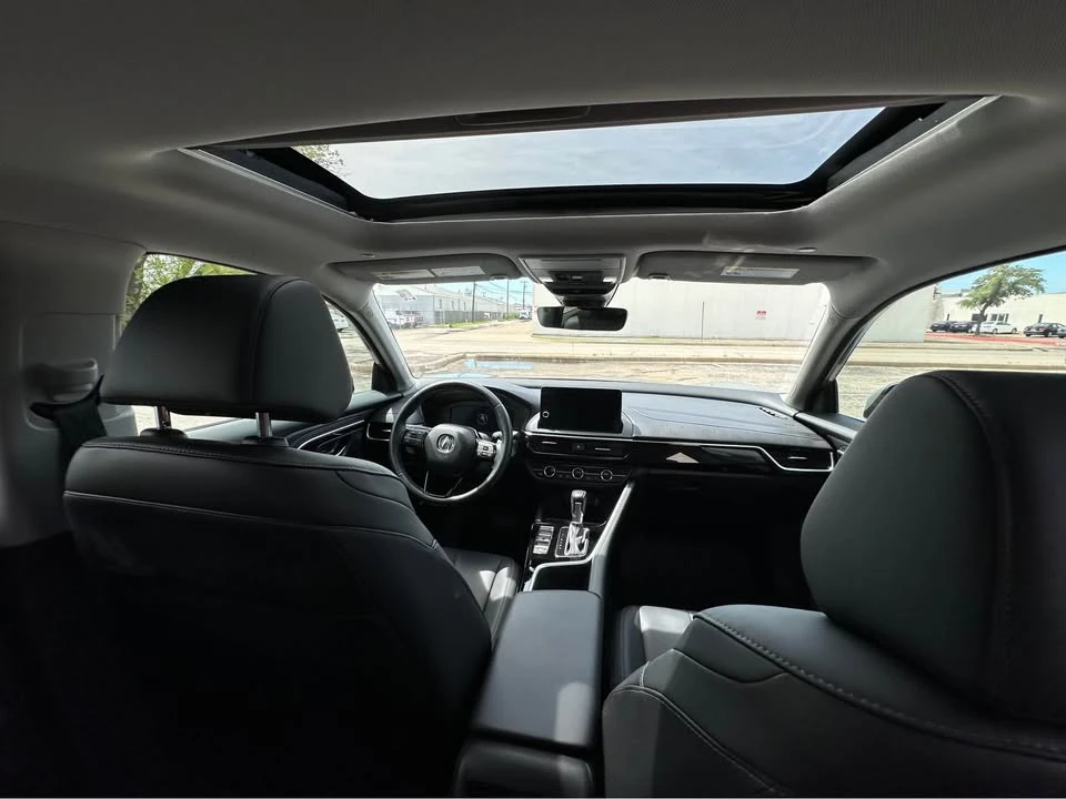2025 Acura ADX - Image 16 of 20