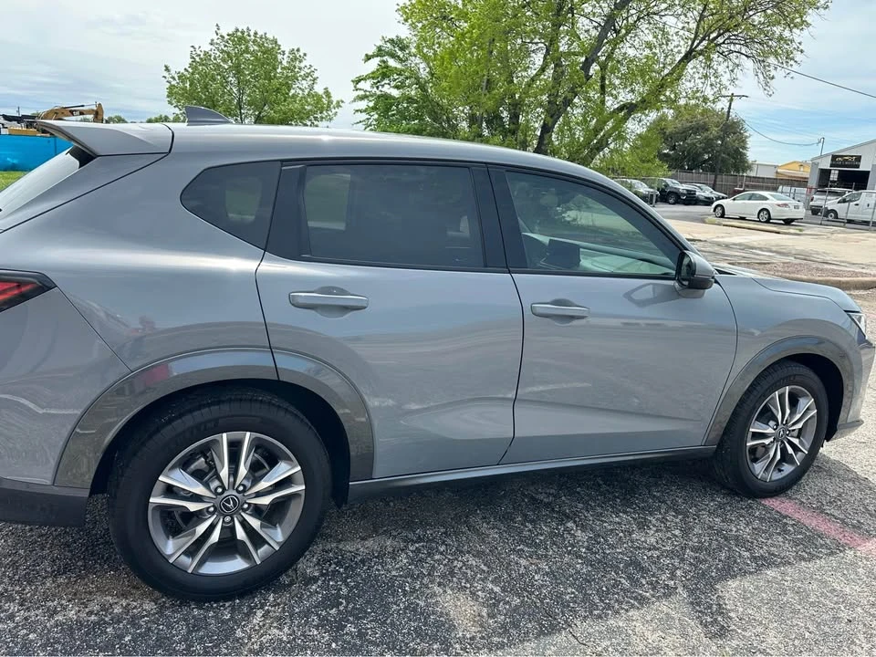 2025 Acura ADX - Image 8 of 20