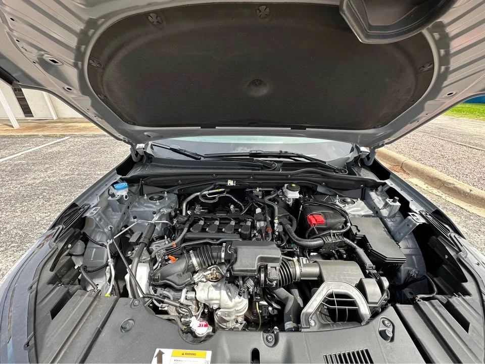 2025 Acura ADX - Image 18 of 20