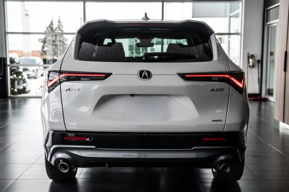 2025 Acura ADX - Image 4 of 13
