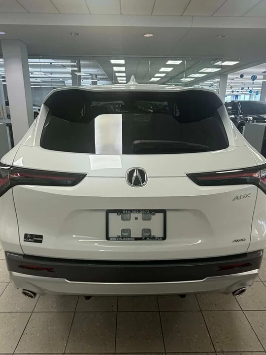 2025 Acura ADX - Image 4 of 9