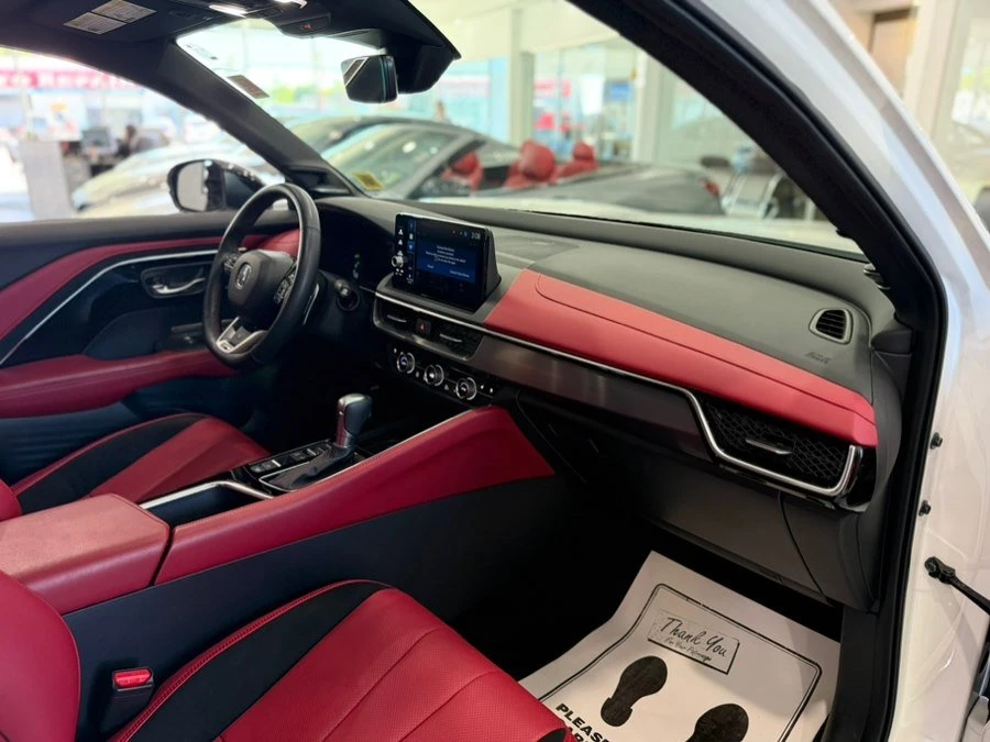 2025 Acura ADX - Image 19 of 20