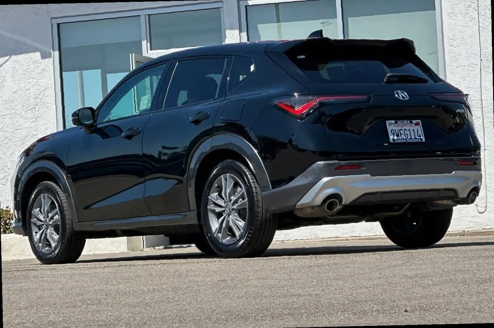 2025 Acura ADX - Image 6 of 10