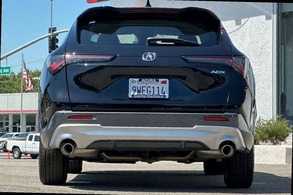 2025 Acura ADX - Image 5 of 10