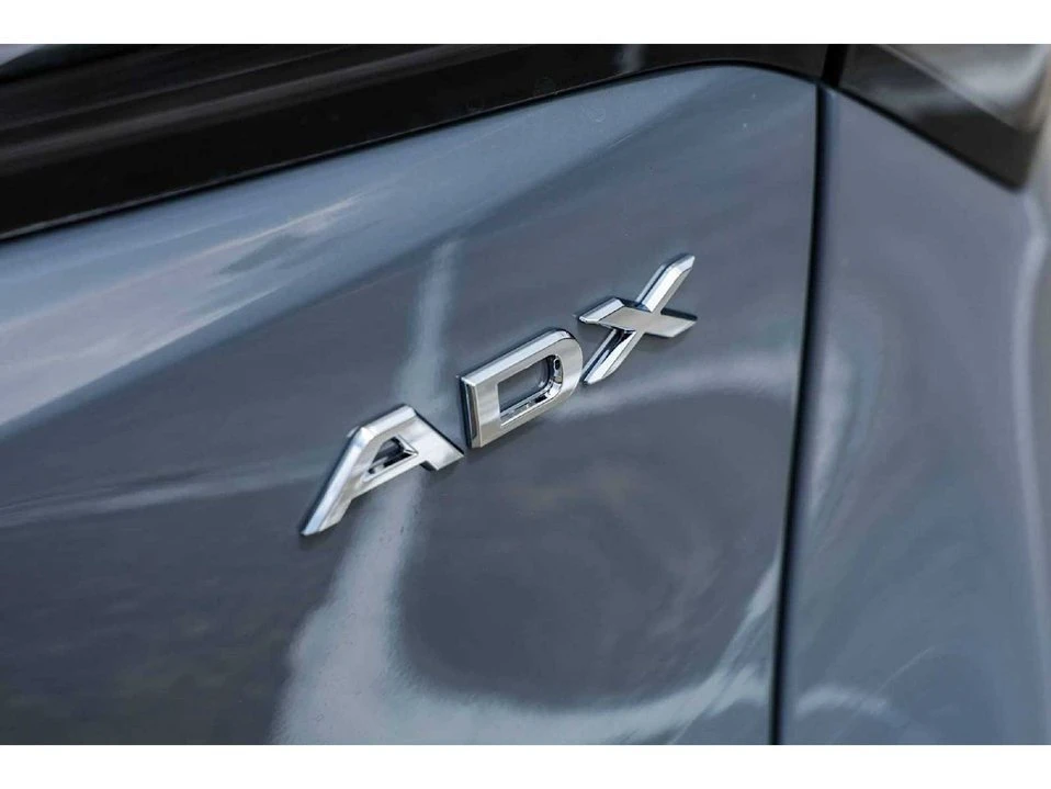 2025 Acura ADX - Image 7 of 10