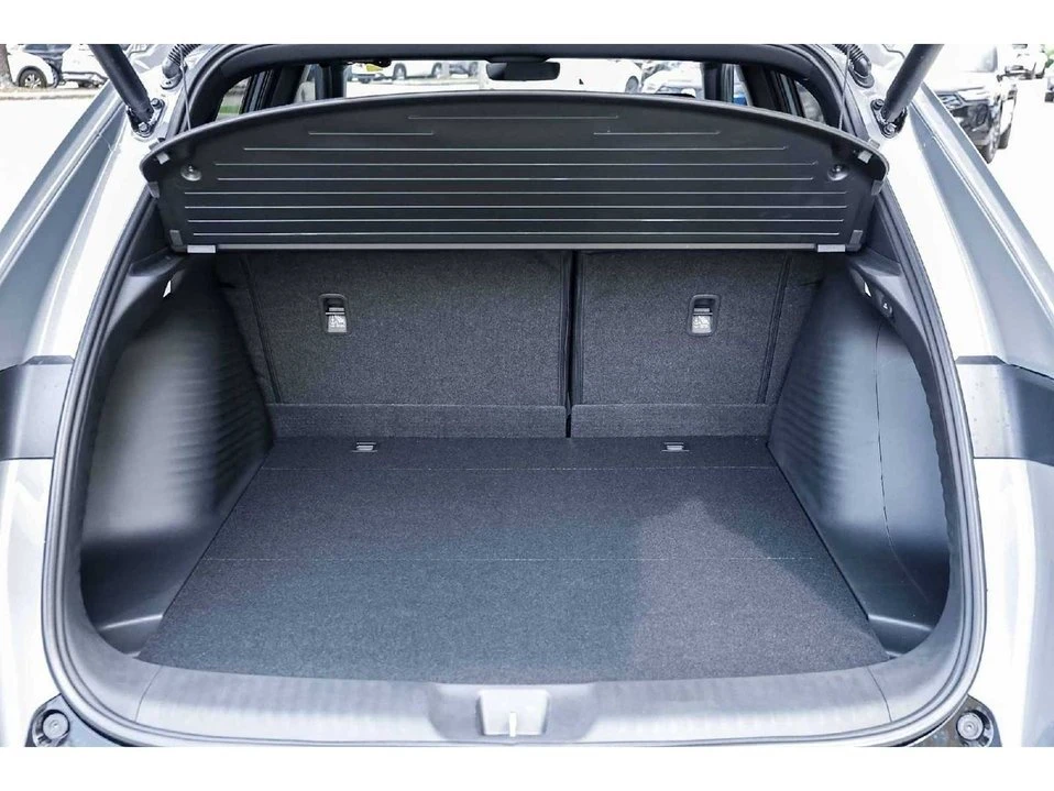 2025 Acura ADX - Image 10 of 10