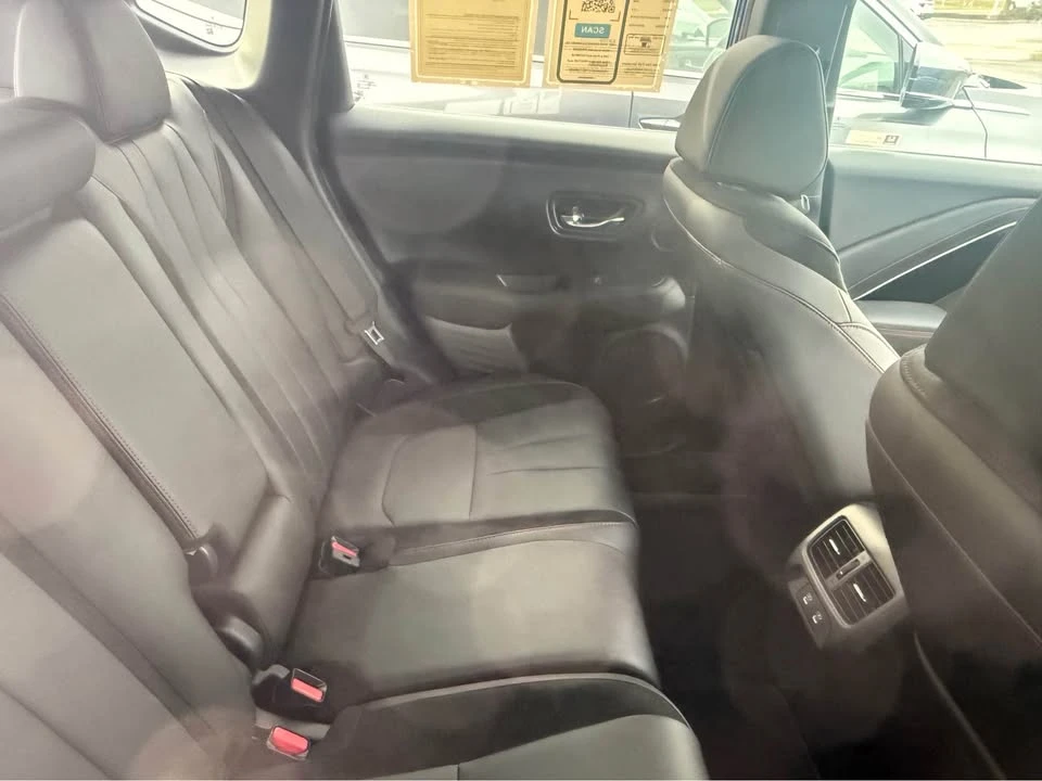 2025 Acura ADX - Image 7 of 9