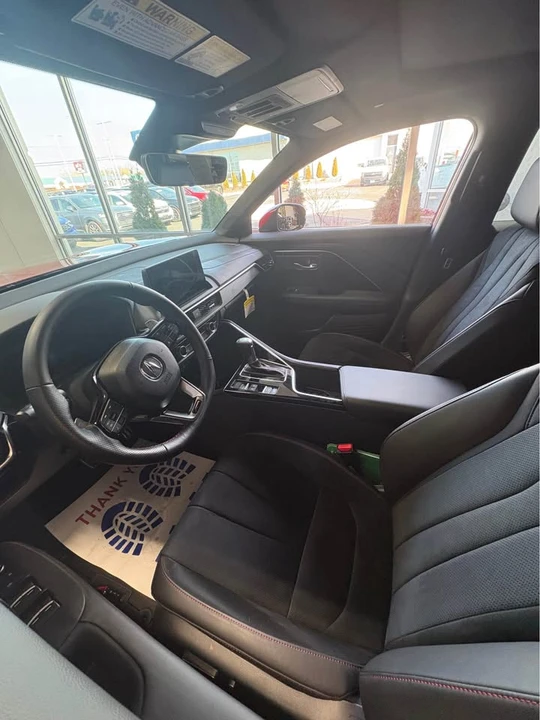 2025 Acura ADX - Image 5 of 6