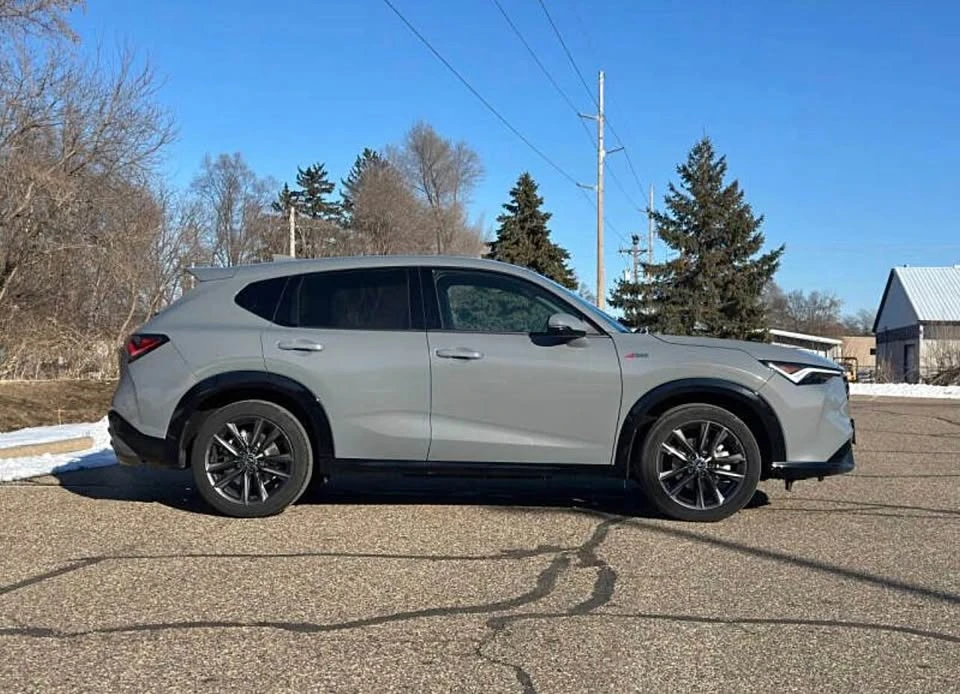 2025 Acura ADX - Image 7 of 10