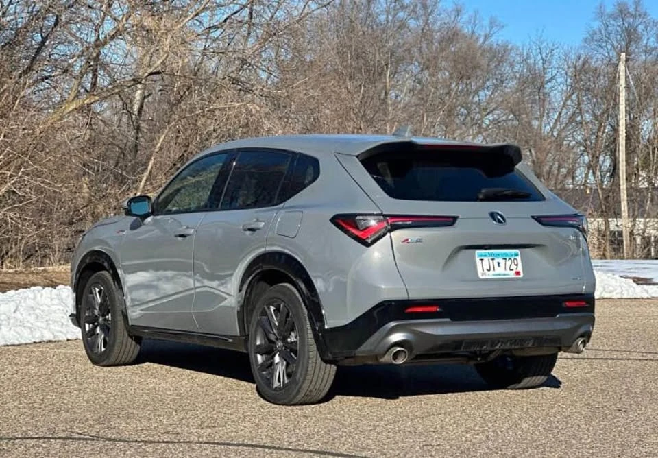 2025 Acura ADX - Image 4 of 10