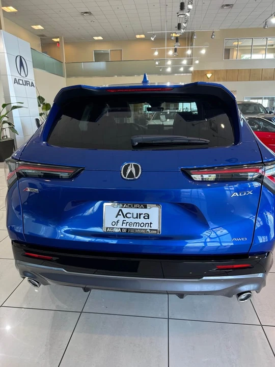 2025 Acura ADX - Image 4 of 15
