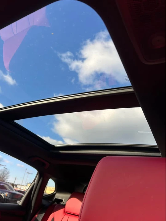 2025 Acura ADX - Image 7 of 9