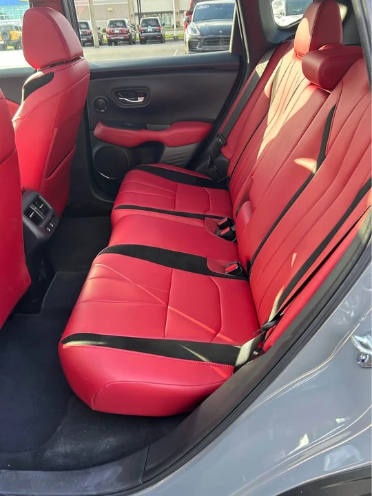 2025 Acura ADX - Image 5 of 9