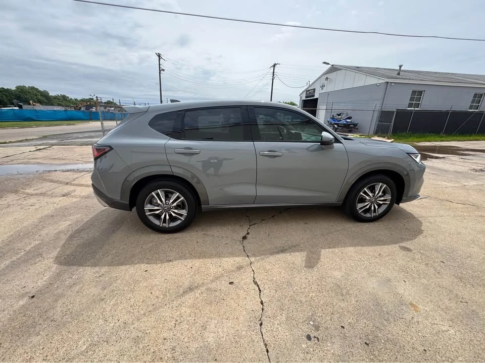 2025 Acura ADX - Image 9 of 20