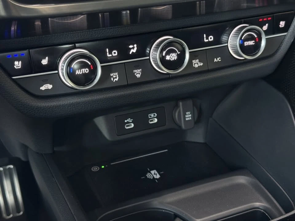 2025 Acura ADX - Image 9 of 14