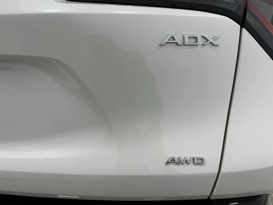 2025 Acura ADX - Image 9 of 20