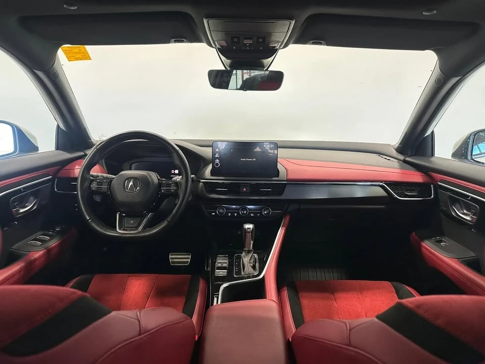 2025 Acura ADX - Image 16 of 20