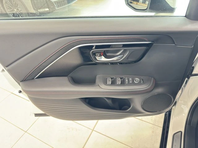 2025 Acura ADX - Image 13 of 20