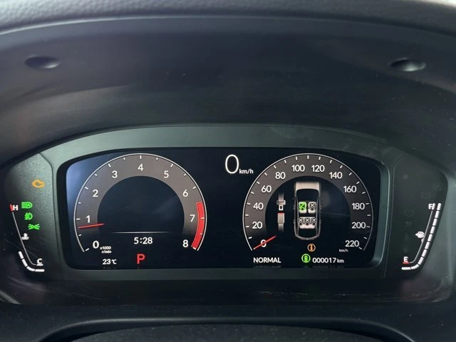 2025 Acura ADX - Image 17 of 20