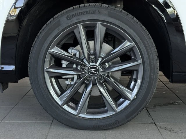 2025 Acura ADX - Image 10 of 20