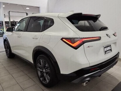 2025 Acura ADX - Image 5 of 19