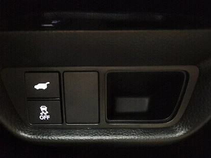 2025 Acura ADX - Image 10 of 19